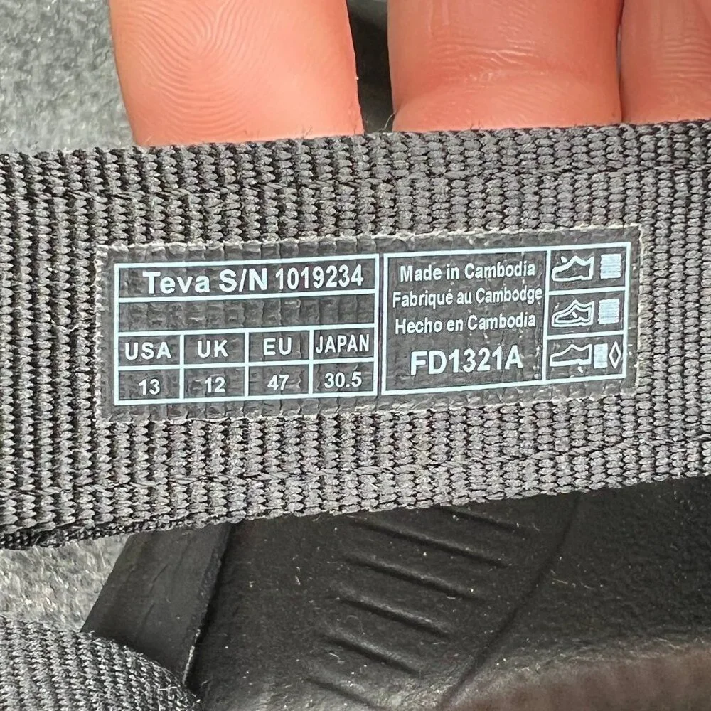 Teva Hurricane‎ XLT2 Sandals Men's 13 Black Athletic Outdoor Hiking Water Shoes